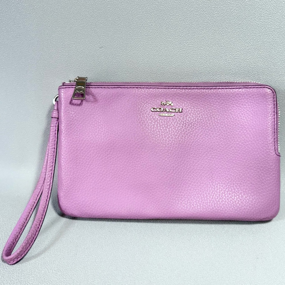 Coach Lavendar Pink Leather Zip Close Wristlet - Picture 2 of 14